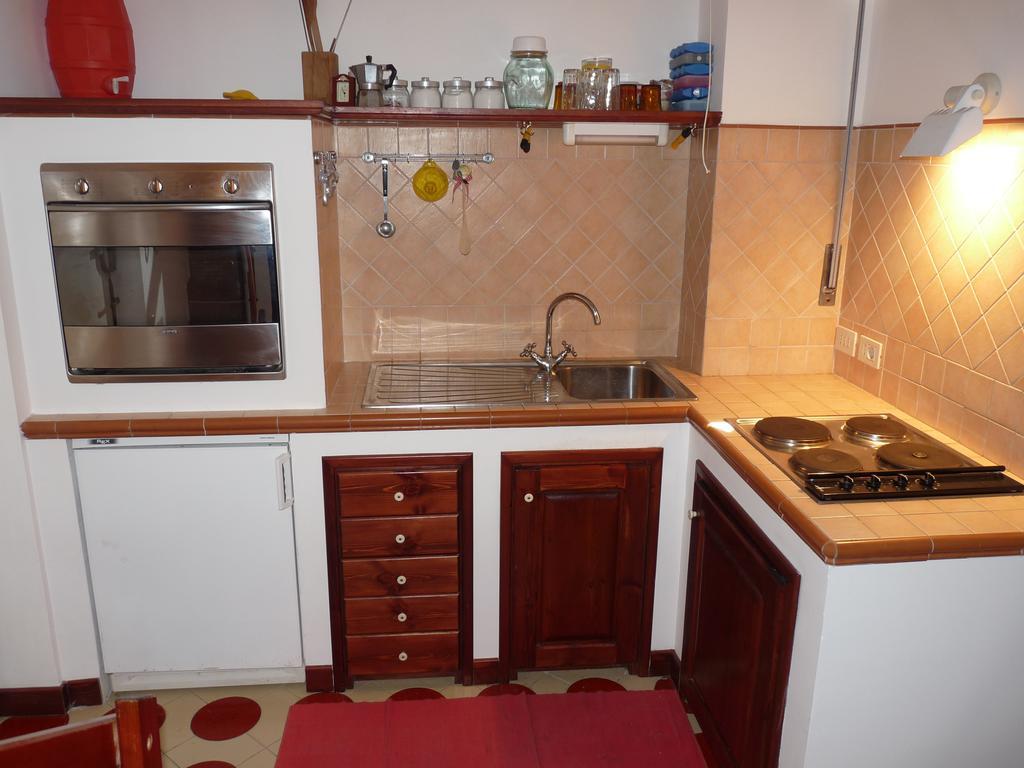 Agenzia Aprea Appartamenti ポンツァ 部屋 写真