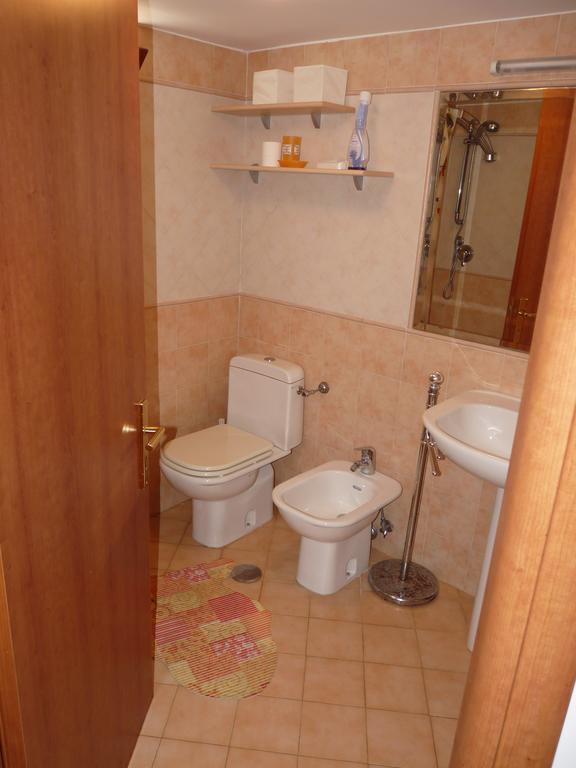 Agenzia Aprea Appartamenti ポンツァ 部屋 写真